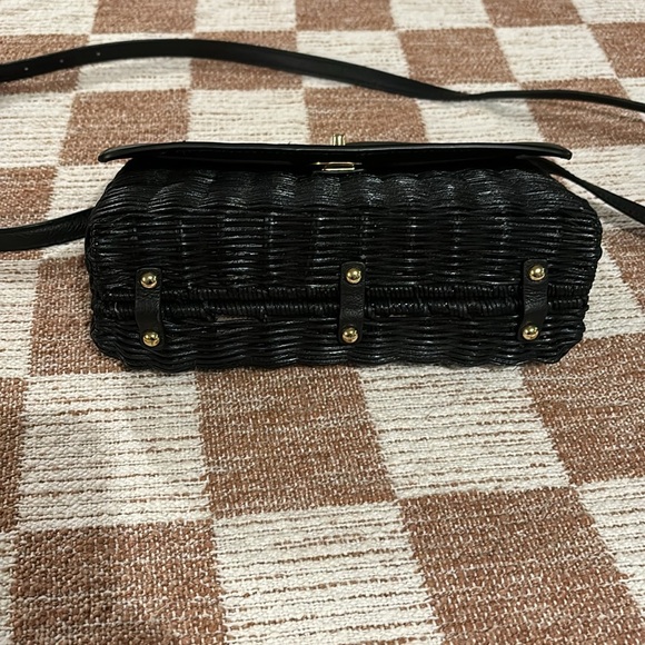 Rattan & Leather Crossbody Purse - Picture 4 of 7